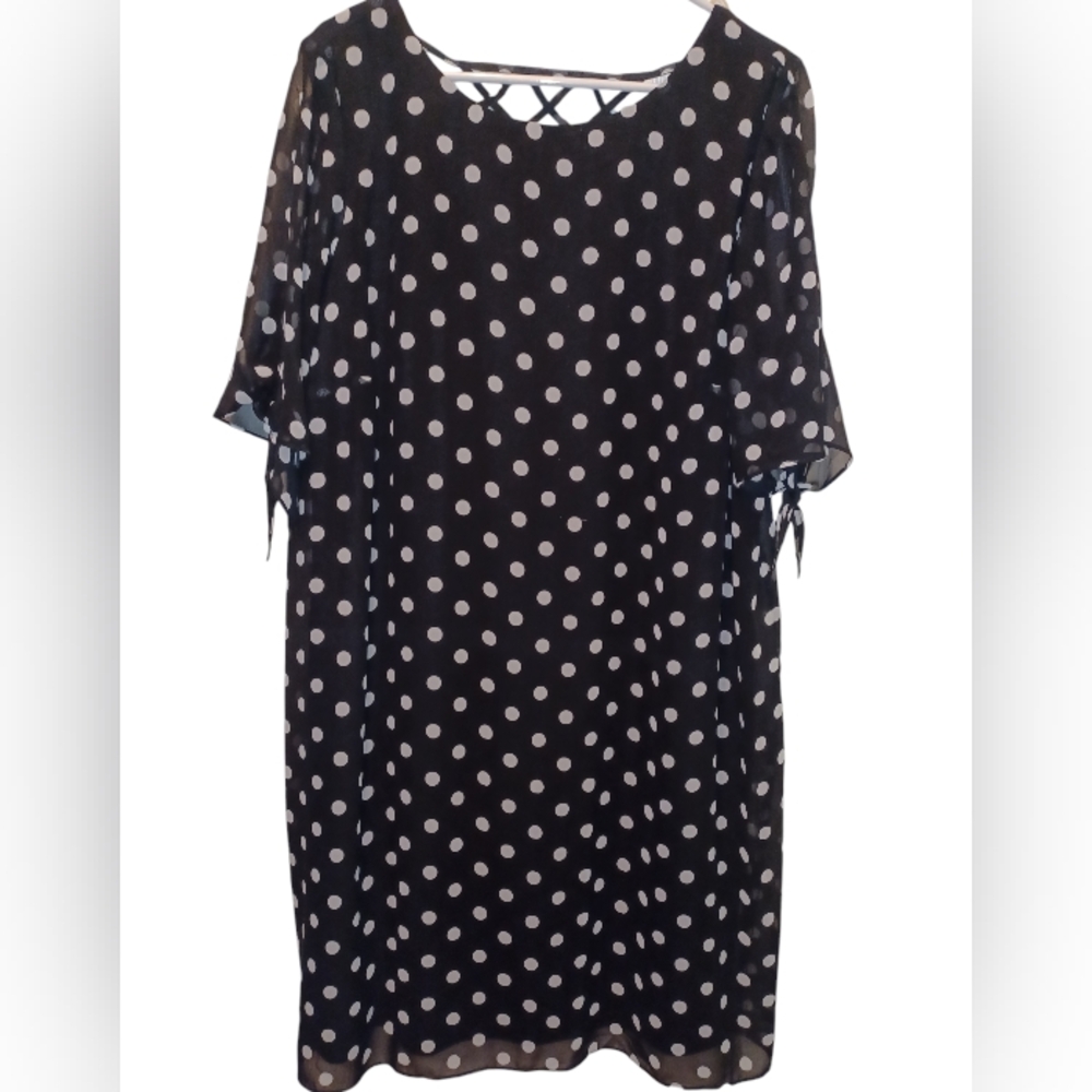 Avenue Dress